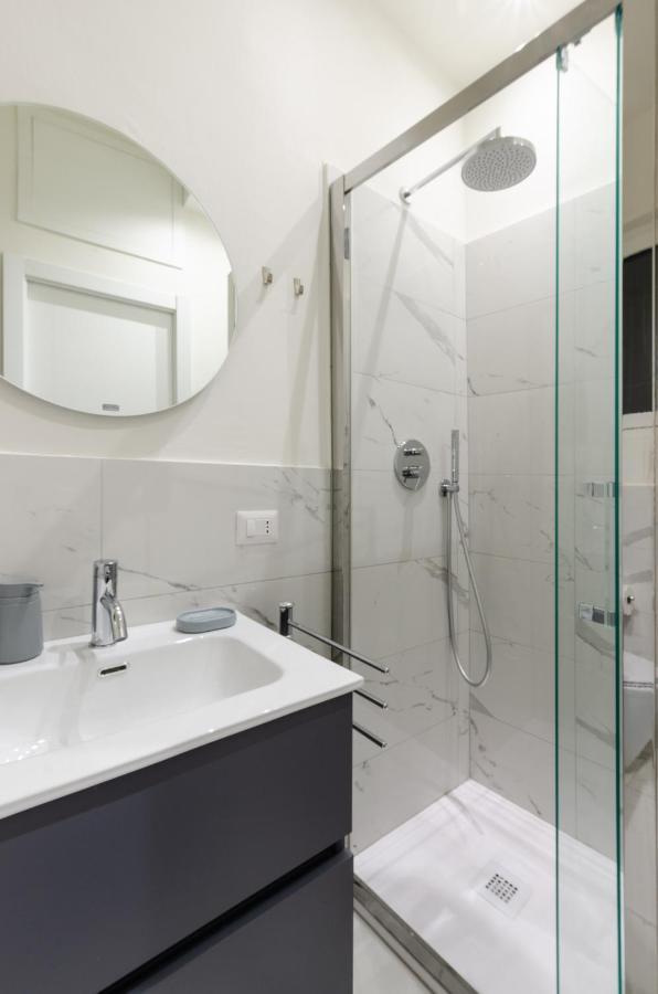 Design Apartment - Spadolini, Campus Bocconi Мілан Екстер'єр фото